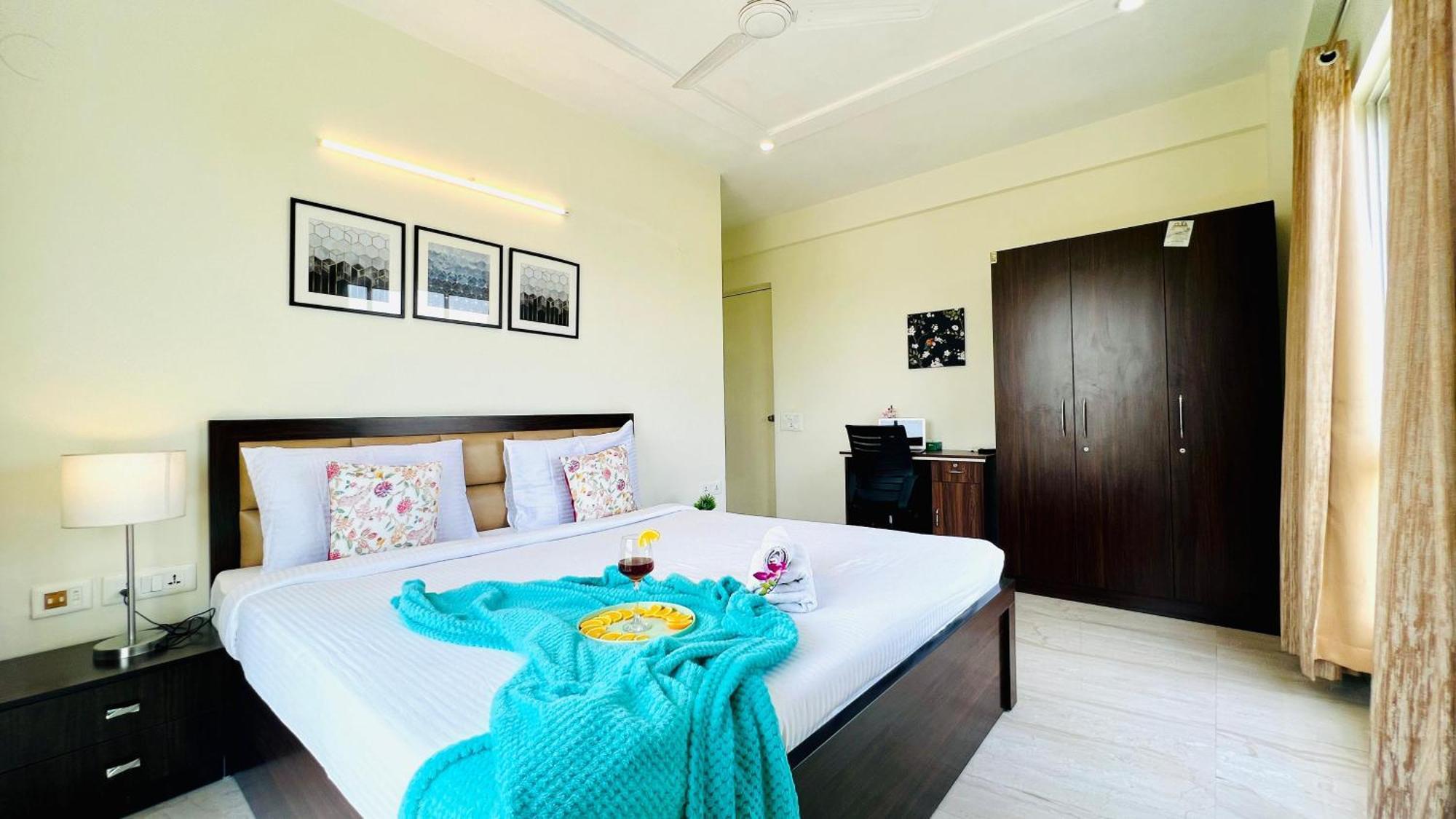 Bluo Facing 1bhk Newtown, Terrace Garden, Gym Apartment *